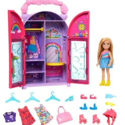 Barbie Chelsea-dukke med garderobe – lekesett med klær og tilbehør