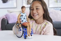Barbie, Fashionista Ken rullestol