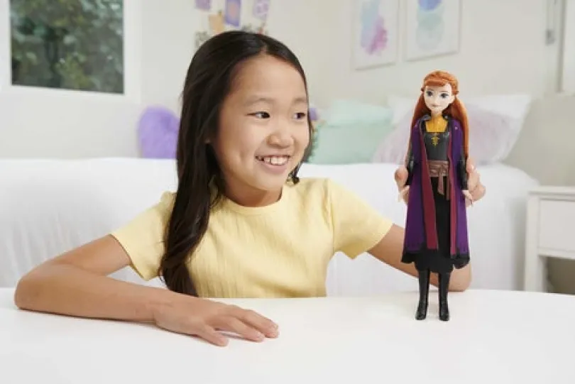 Frozen 2 Fashion Doll - Anna