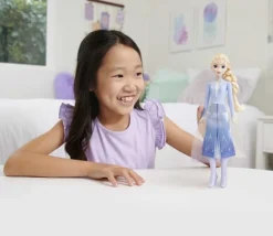 Frozen 2 Fashion Doll - Elsa