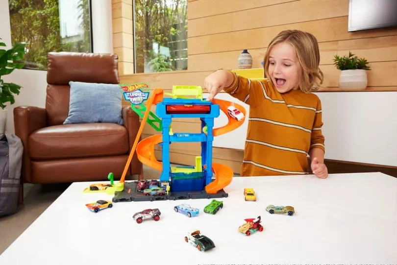 Hot Wheels, City Tunnel Twist Bilvask