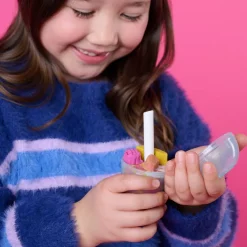 Kinetic Sand Smoothie Mixer