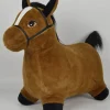 KREA Hop and Bounce Plush Horse – Brun myk studshest