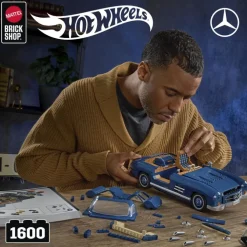 Mattel Brick Shop Premium Series Mercedes-Benz