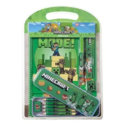 MINECRAFT, stort skrivesett med metallpenal og A4-notatbok