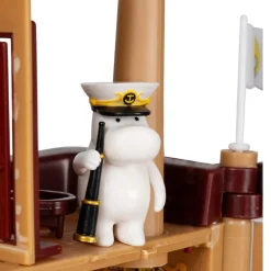 Mummi, skipet Haffsårkestern og en figur