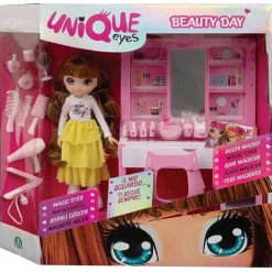 Unique Eyes Beauty Day